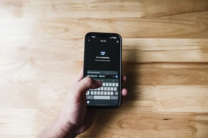 Top 10 Ứng Dụng AI Tốt Nhất Cho Iphone Năm 2026 (review Chi Tiết & So Sánh)