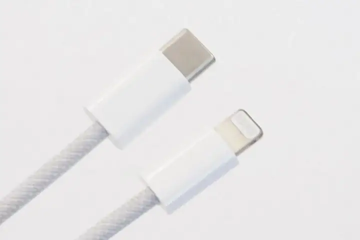 Top 10 Hãng Cáp Sạc Iphone Tốt Nhất: Chọn Sao Cho Chuẩn? Top 10 Hãng Cáp Sạc Iphone Tốt Nhất: Chọn Sao Cho Chuẩn?