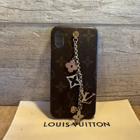Tìm Vỏ Iphone X Louis Vuitton Chính Hãng: Hướng Dẫn Mua Sắm & Lựa Chọn Tìm Vỏ Iphone X Louis Vuitton Chính Hãng: Hướng Dẫn Mua Sắm & Lựa Chọn