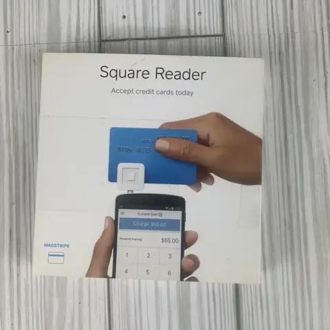 So Sánh & Chọn Mua Thiết Bị Đọc Thẻ Tín Dụng Cho Iphone Tốt Nhất (2025)