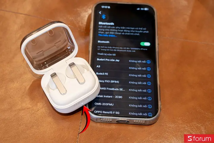 Dùng Galaxy Buds Với Iphone: Hướng Dẫn Kết Nối Và Khắc Phục Sự Cố Chi Tiết Dùng Galaxy Buds Với Iphone: Hướng Dẫn Kết Nối Và Khắc Phục Sự Cố Chi Tiết