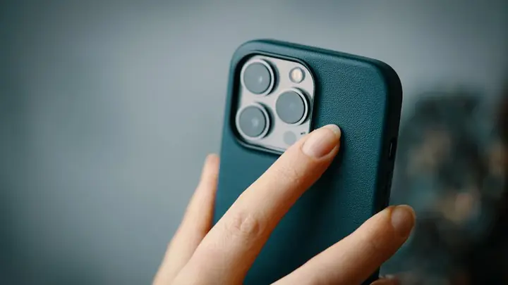 Iphone Bản Quốc Tế Là Gì? So Sánh & Có Nên Mua Không?