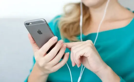 Iphone Bị Chế Độ Tai Nghe: Nguyên Nhân Và Cách Khắc Phục Đơn Giản, Hiệu Quả Iphone Bị Chế Độ Tai Nghe: Nguyên Nhân Và Cách Khắc Phục Đơn Giản, Hiệu Quả