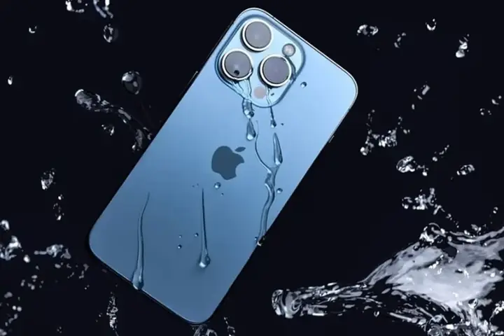 Iphone Bị Rớt Xuống Nước Phải Làm Sao? Cách Xử Lý & Cứu Máy Hiệu Quả Iphone Bị Rớt Xuống Nước Phải Làm Sao? Cách Xử Lý & Cứu Máy Hiệu Quả